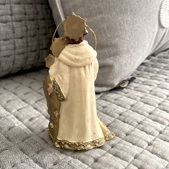 VINTAGE Christmas 🎄 ornament of the Holy Family - Picture 2 of 3